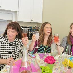 Mother to two wonderful girls and nonna to three little peanuts.