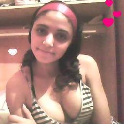 extrovertida e sonhadora.....amo deus e minha familia e amigos...e espero um dia realizar meu sonho de ser atriz.,, estou na carreira de ´´modelo fotografica´´