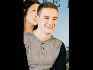 Hey follow me I follow back3 I'm in love with 5 boys3 4 british and an irish:*