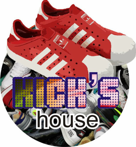 Seneakers & Sport Ware
Phone +628997077000
WA +628997077000
IG @kicks_house772