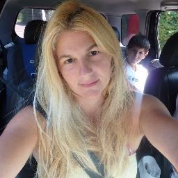 gdivanni's profile picture. Trabaja en discos Procom- Garra Records, de hobby profesora de gimnasia