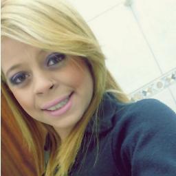 ∞ Melhor amg  da @suuabonequinha .   é que não faz sentido caminhar sem da a mão pra você   , Viictor  ♪ ♫ . . *