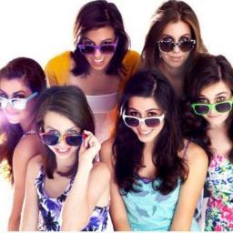 I LOVE CIMORELLI! I want to follow every #CimFam member :) But I can't follow more people till i'll have more people who follow me back! so please follow me! ♥