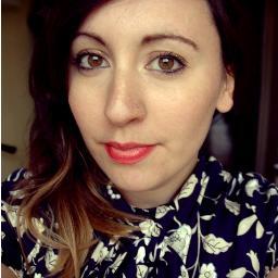 29 years|fashion and lifestyle blogger|uni student|dreams of working in the V&A as a costume restorer/conservator|Ebay Extraordinaire|