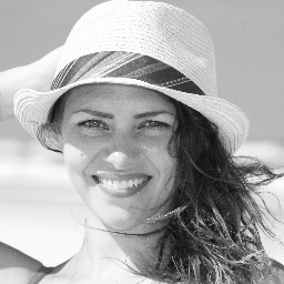 British Actress, currently living in Sydney. Represented by Encompass Management  http://t.co/qkpWPDMrQQ