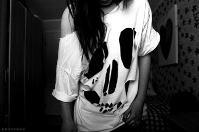 Brunette_B3tchh's profile picture. Young & Rebellious. #babyanon