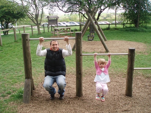 Science teacher, Boro fan and Dad.