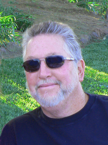 hhumm777's profile picture. Retired Contractor, Hobby-Phone Flash Junky!