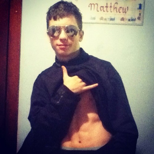 teamnikkiwill's profile picture. 