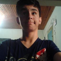Chato, feio, bobo, curto rock, vivo no mundo da lua, não to nem ai para que você fala de mim, super preguiçoso.