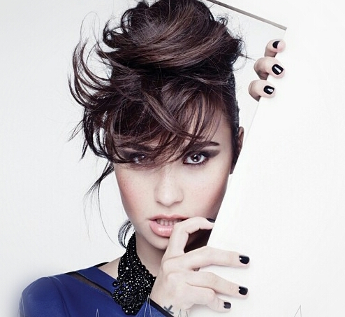 Não somos um FC oficial! Simplesmente amamos Demi Lovato, e seu maravilhoso trabalho.