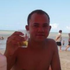 Paraibano, pessoense.pai de um filho,casado.FÈ EM DEUS.