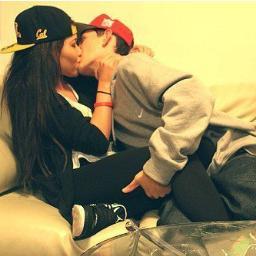 AllThesePosts's profile picture. Someone RT'd me, you clicked my page... Now go ahead and follow! Posting the best quotes every day! #RealTalk