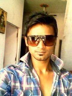 smarty749's profile picture. 