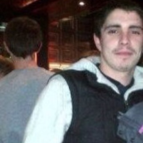 Dartford Kent UK, Born in 1990.
ARSENAL FAN TILL I DIE !!!!!!!!