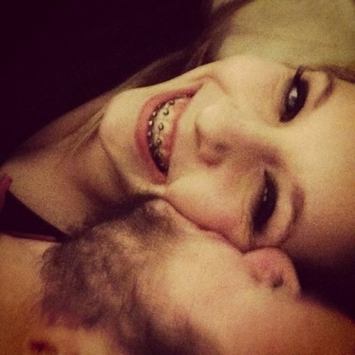 Tellmehow45's profile picture. Take it slow