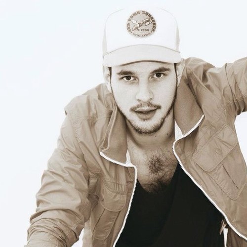 Es un twitter dedicado a apoyar 100% a Juan Pablo Campa, actor y cantante,Su primer cd #Godspeed como Juan Castelazo ya a la venta