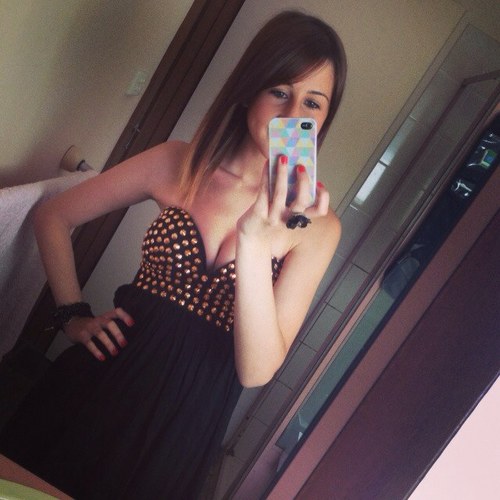 Hey there! :)♥Instagram - kristyy_x :)