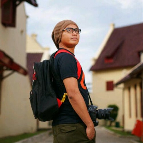 Iwansukarana's profile picture. Bankers| Koiser| Louhaner's| Fixed Gear Shop| Pemerhati Politik