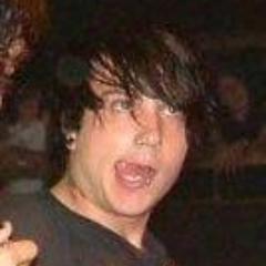 Fotógrafa e musicista, basicamente.