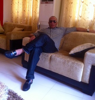 EjiMoWo's profile picture. 