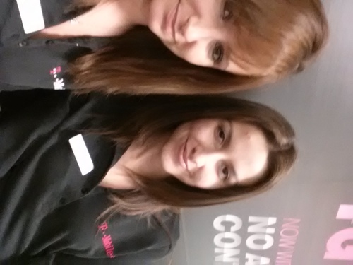 TMobileSBG's profile picture. We be the crew at Southbay Galleria reppin T-Mobile like a boss