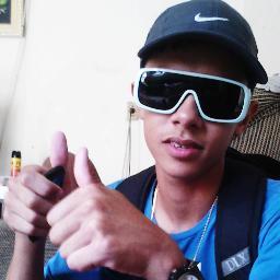 -    É O Fluxoo Véêin    ♫