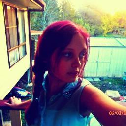 Hi my name is Chantelle G, i live in Quennsland Australia ♥ I am 17 and one of the most randomly crazy entertaining person you will meet follow me :)