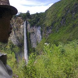Jangan bertindak sebelum mendengar dengan seksama supaya tindakanmu benar dan damai sejahtera menyertaimu senantiasa.