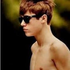 justinbieebr__'s profile picture. 