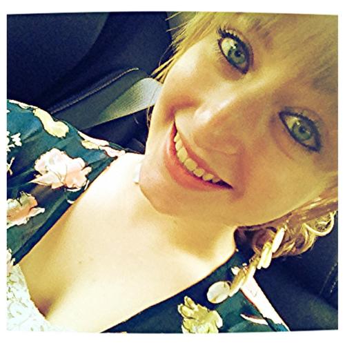 amanda_nikki815's profile picture. Amanda Nicole. 16. BAHS Senior.