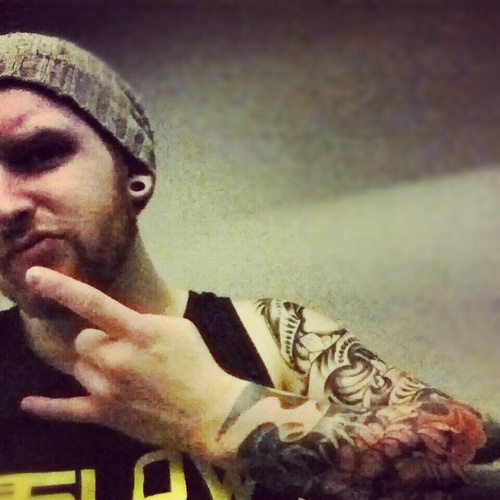 Professional Rockstar - follow my shenanigans!  Instagram: the_infamous_red