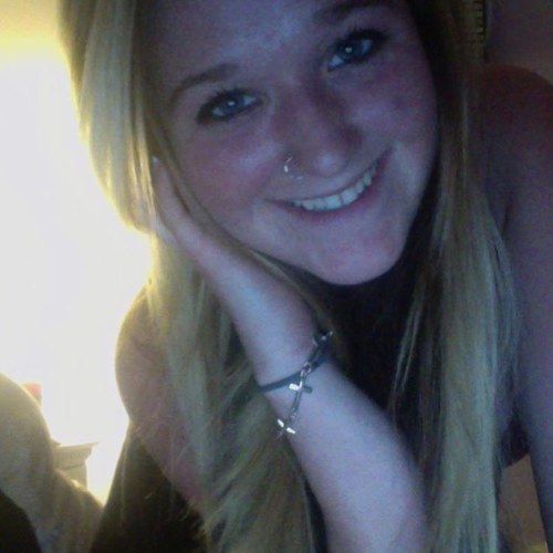 malgal412's profile picture. hakuna matata :)