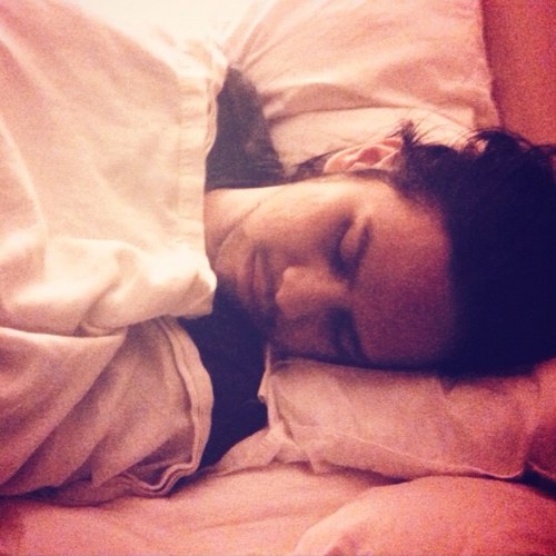 @nonie_ponie recording the hilarious things her husband, @jeemar, says in his sleep