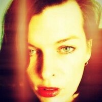  The Official Milla Jovovich Website :: What's new?