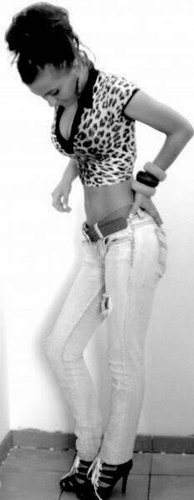 CUBA  | Latina | 18 | nf = gelijk nfb | young wild and free |