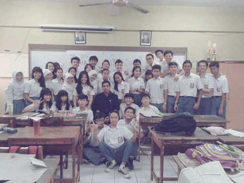 Diam untuk menghasilkan prestasi! Cause We're GenerationOfElevenSocialThree♉