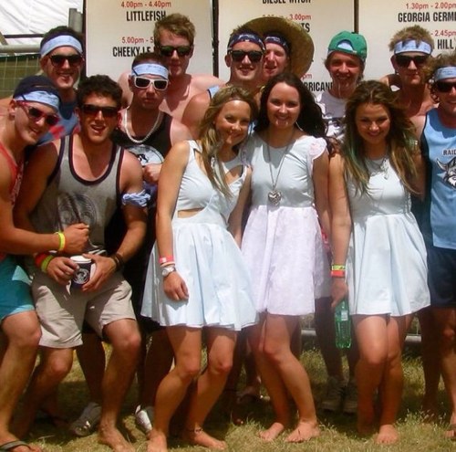 GermeinTrain's profile picture. Fan page for @georgiagermein @elfiegermein @claragermein & @germeinsisters! Bringing you all the latest news on the Germein Sisters :)