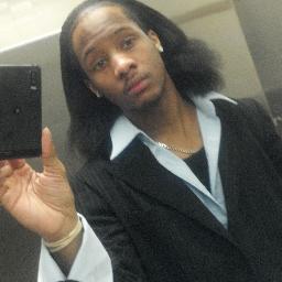 *20yrs Strong. *Work hard.Play hard.    
http://t.co/nQFxJYIC
*Black,Dominican,Indian,White *New Jersey