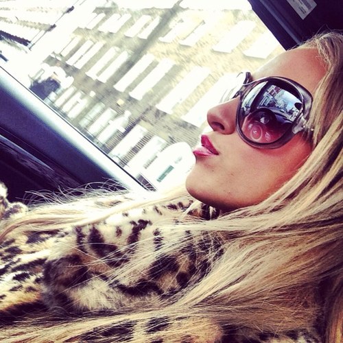 Blondebarbie109's profile picture. I like origami and red lipstick.