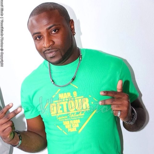 i1don's profile picture. Lead me not into temptation, follow me I know a short-cut..