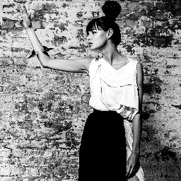 Im a fashion & editorial photographer lucky enough to have my own awesome studio. I make images and rent the space out to other togs . Hit me up if I can help!