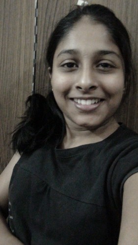 i love dancing and singing . And i think i'm smart!