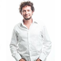 Entrepreneur. Veille technique, sociale et économique. Tendances lourdes, signaux faibles, projets porteurs d'avenir