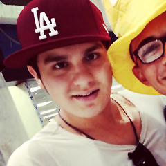União de todos os Fã Clubes de Marília. Unidas por um único sonho, um único amor! @luansantana Since: 05.11.11