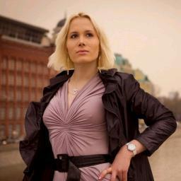 Почему-то именно в День города жители города пытаются его уничтожить.