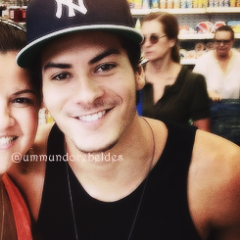 | FCO 21th Agosto 2012 | A voz da Lua, o topete do Arthur, a boca do Micael, o sorriso da Mel os olhos da Sophia e o cabelo do Chay!