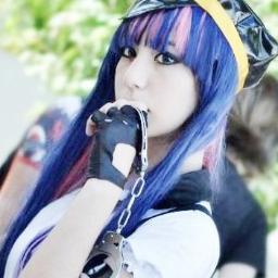 Tenshi chocólatra banida do paraíso por ser uma guria retardada amante das trevas. u-u q -  compulsiva em cheiramento de gatinhos