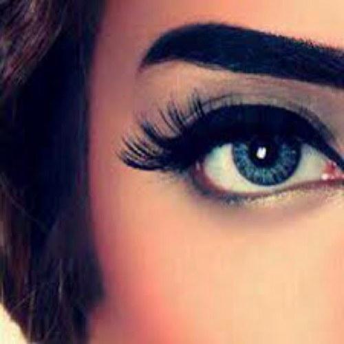 لا تسعى لتصحيح ظنّ أحد بك!ان خالقك ينظر لقلبك ♡وهذا يكفيك