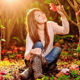 life4April's profile picture. A friend is one who knows you and loves you just the same.